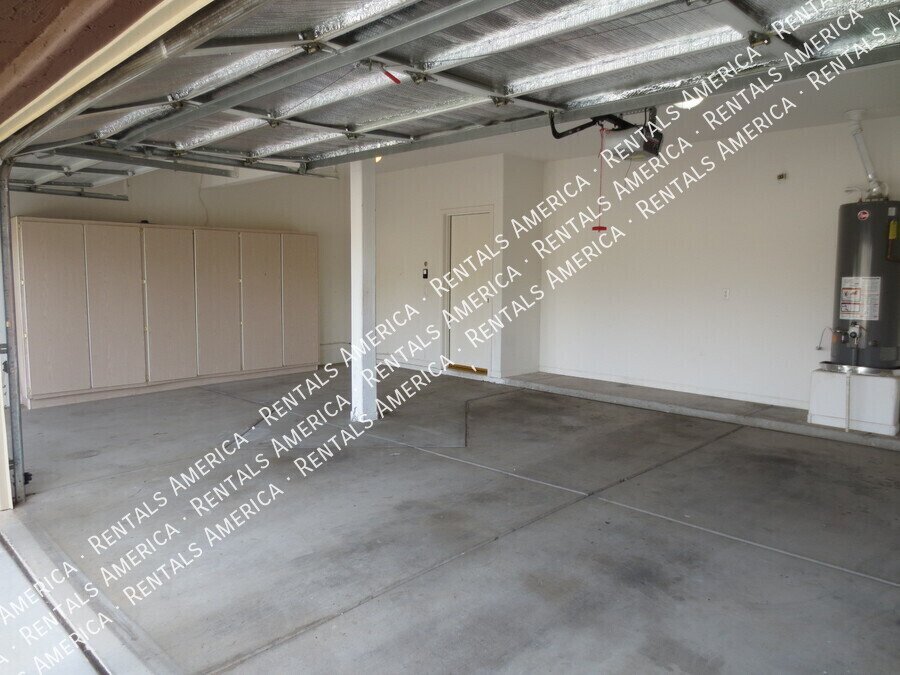 Coming Soon 3 Bed Plus Den Pool and Solar property image