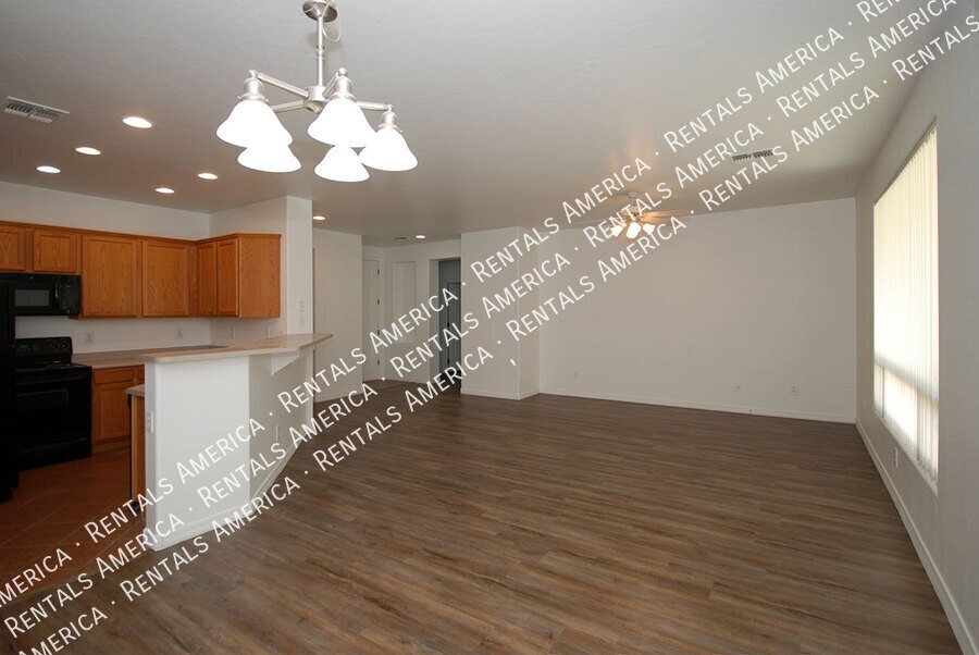 Beautiful 4 BR / 2 BA Single-Level Home in Power Ranch! property image