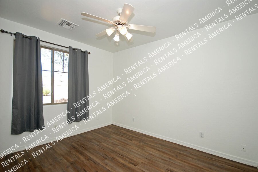 Beautiful 4 BR / 2 BA Single-Level Home in Power Ranch! property image
