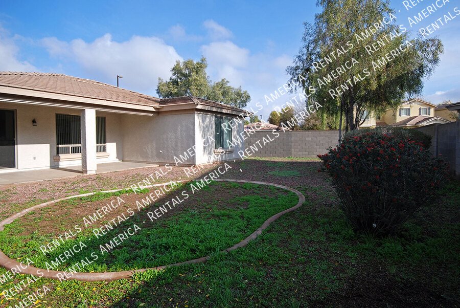 Beautiful 4 BR / 2 BA Single-Level Home in Power Ranch! property image
