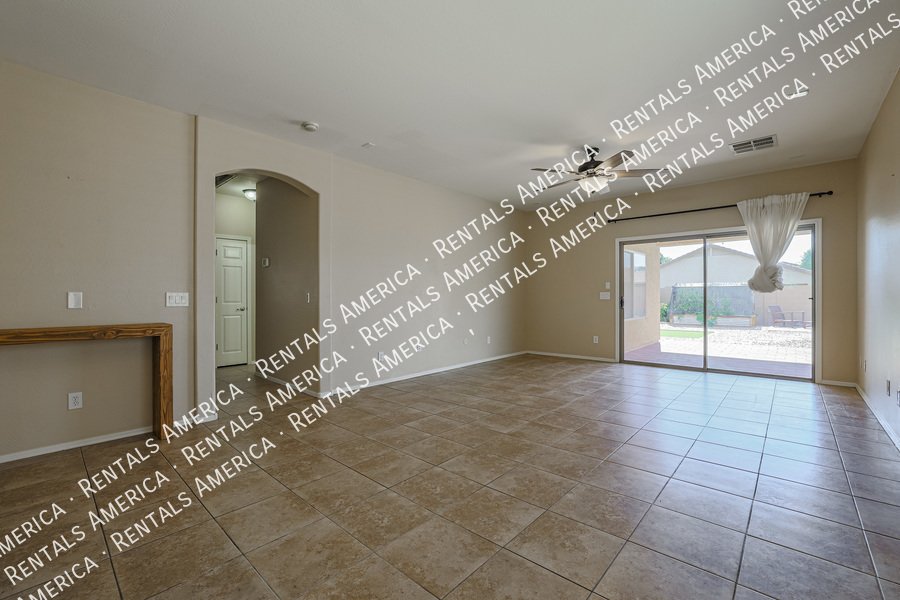 Beautiful 3 bed/ 2 bath home in Villago Community property image