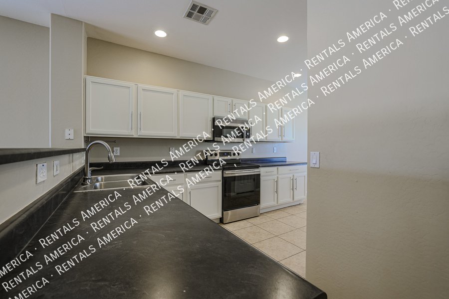 Beautiful 3 bed/ 2 bath home in Villago Community property image