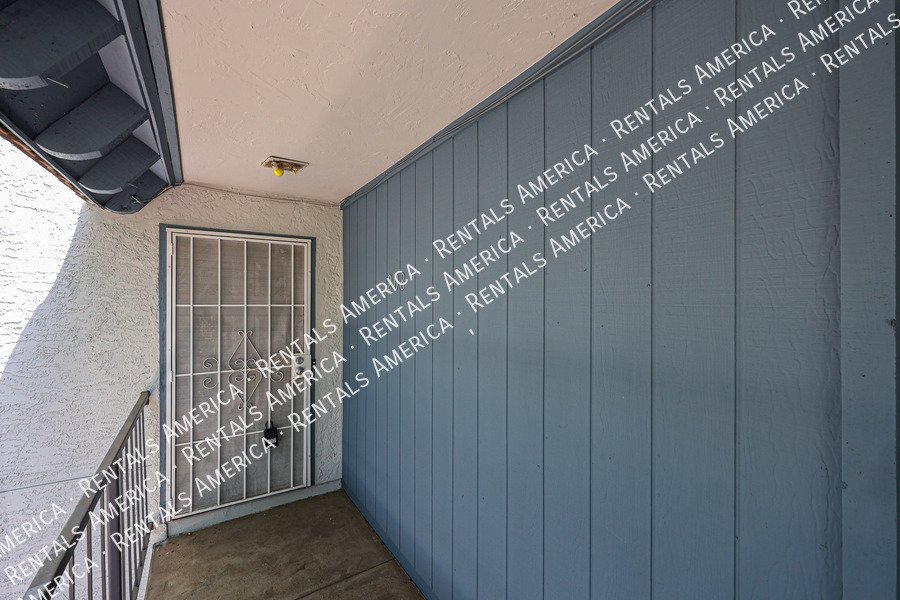 Updated Condo in Maryland Manor property image