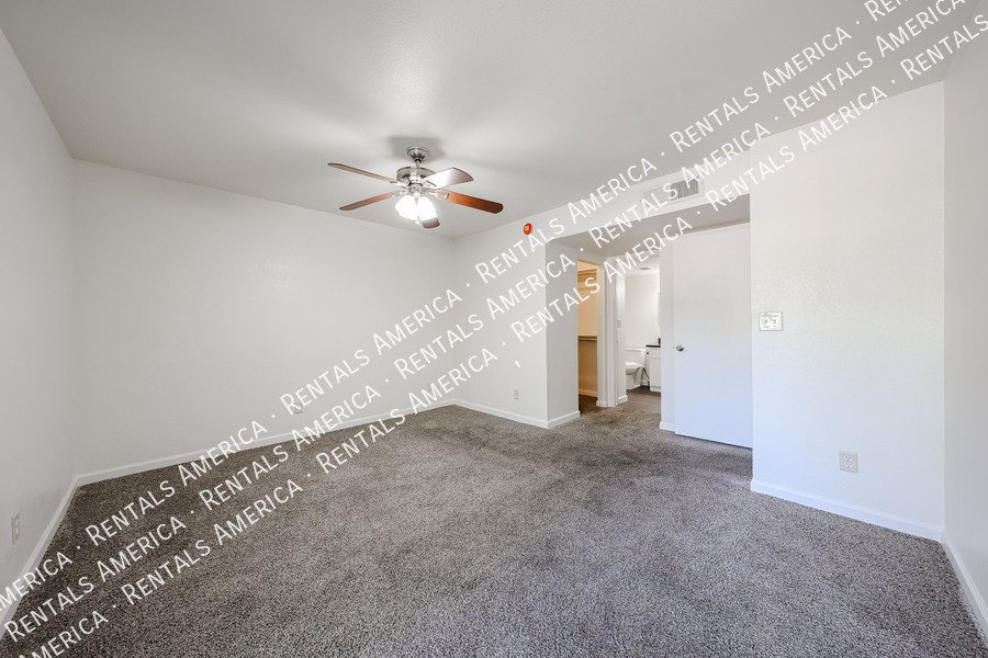 Updated Condo in Maryland Manor property image