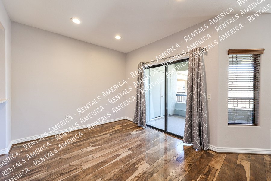 Charming 2 Bedroom, 2 Bath Condo with Garage in a Prime Location! property image