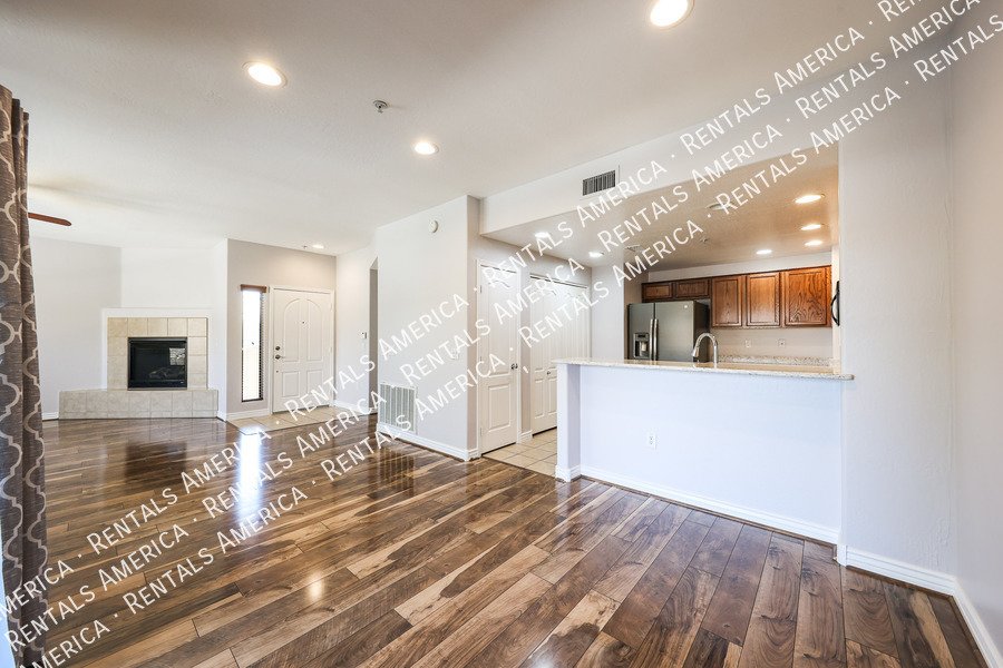 Charming 2 Bedroom, 2 Bath Condo with Garage in a Prime Location! property image