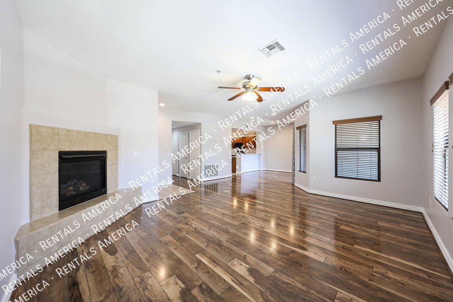 Charming 2 Bedroom, 2 Bath Condo with Garage in a Prime Location! property image