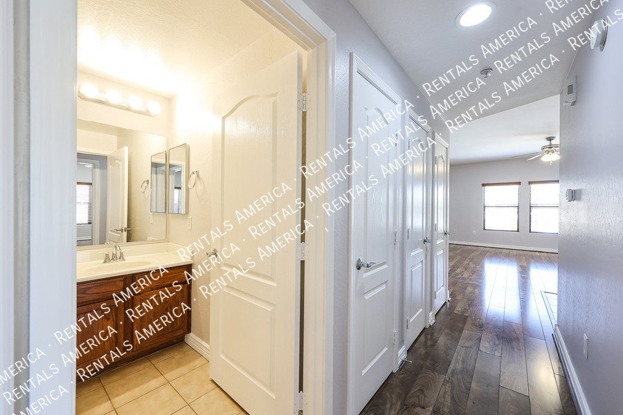 Charming 2 Bedroom, 2 Bath Condo with Garage in a Prime Location! property image