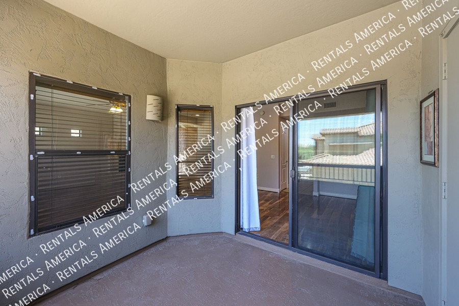 Charming 2 Bedroom, 2 Bath Condo with Garage in a Prime Location! property image