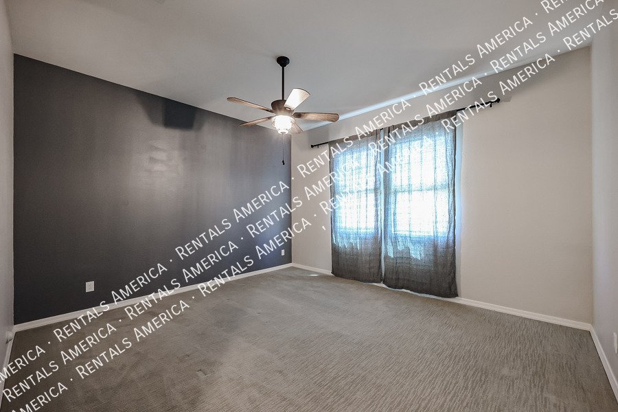 Beautiful Single Level 2BD W/Office Home in the Glennwilde Community!! property image