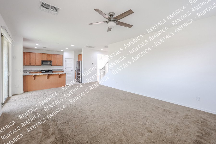 Spacious 4-Bedroom Home with Loft property image