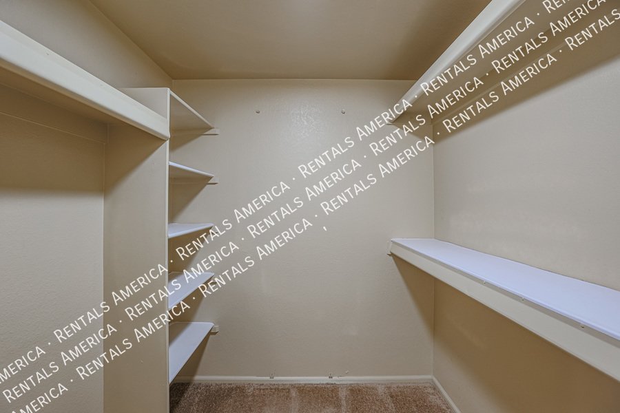 MI SPECIAL! Cute 2 Bed 2 Bath Townhome in Tempe! This is a Must See! property image