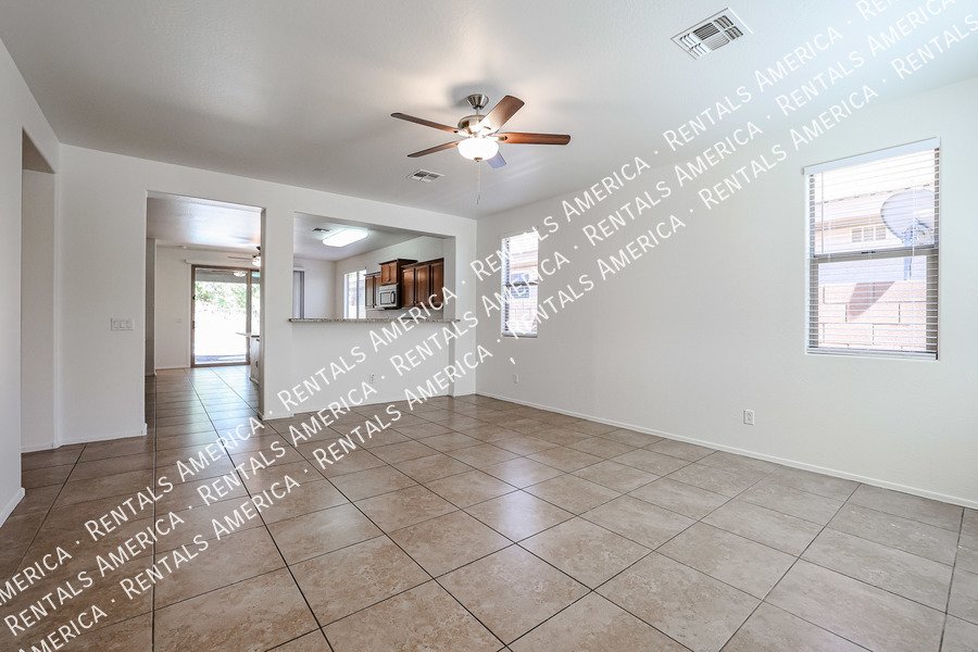 Beautiful 3BD 2BA home with POOL and SOLAR in Laveen Meadows! property image