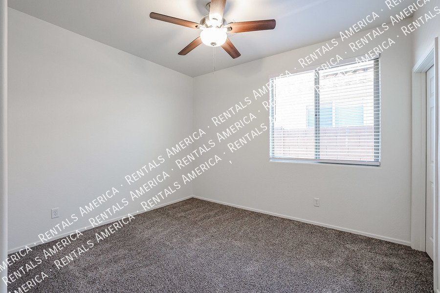 Beautiful 3BD 2BA home with POOL and SOLAR in Laveen Meadows! property image