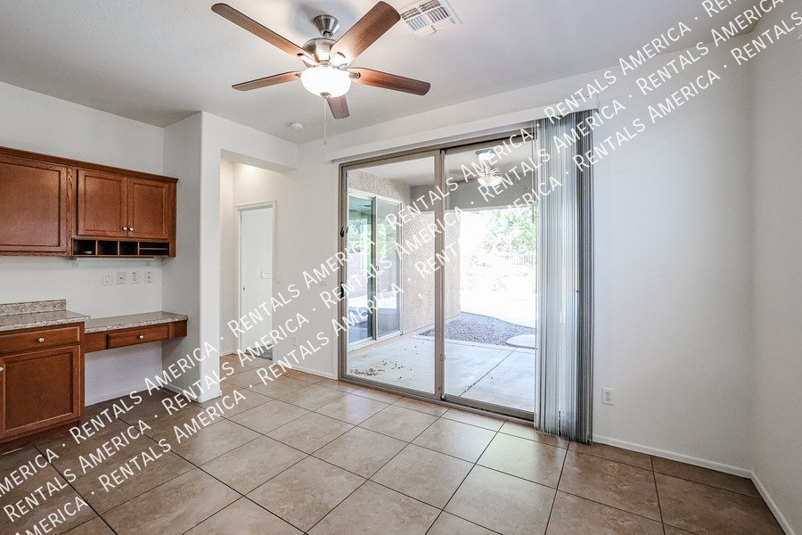 Beautiful 3BD 2BA home with POOL and SOLAR in Laveen Meadows! property image