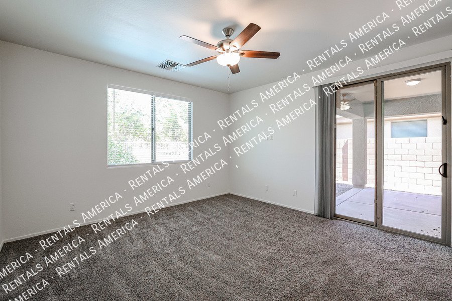 Beautiful 3BD 2BA home with POOL and SOLAR in Laveen Meadows! property image