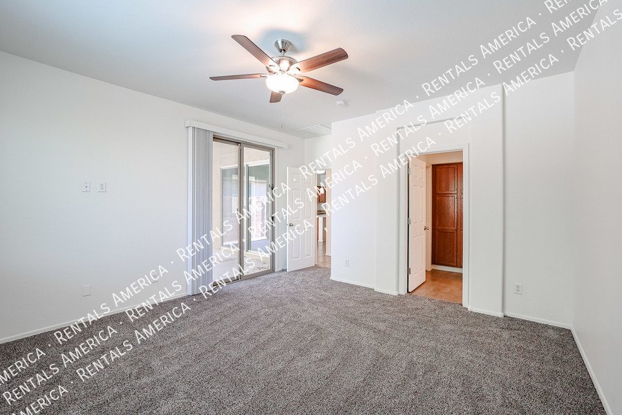 Beautiful 3BD 2BA home with POOL and SOLAR in Laveen Meadows! property image
