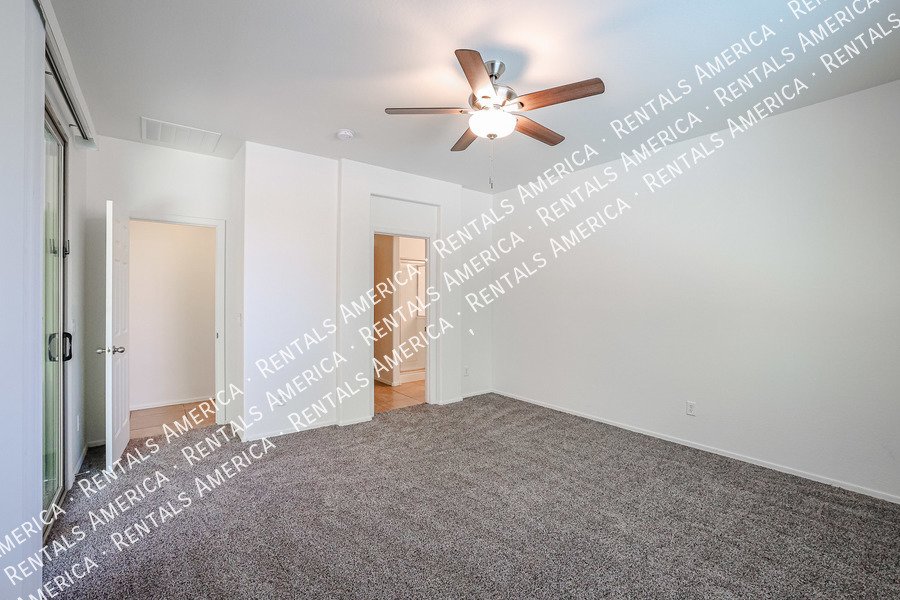 Beautiful 3BD 2BA home with POOL and SOLAR in Laveen Meadows! property image
