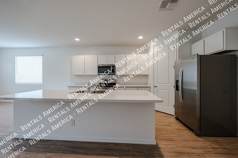 9351 E Steno Ave property image