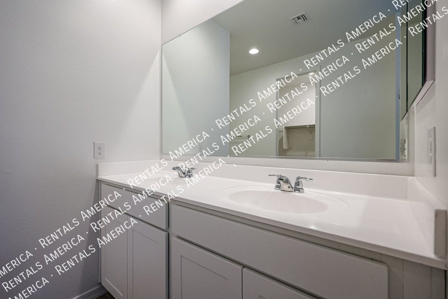 9351 E Steno Ave property image