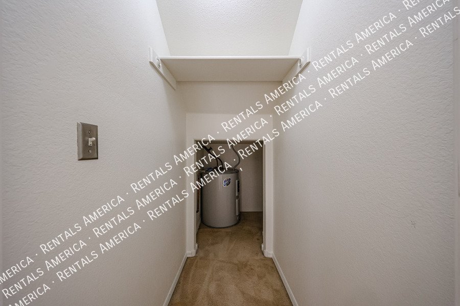 Tempe 2BR Home with 2-Car Garage, Washer/Dryer & Great L property image