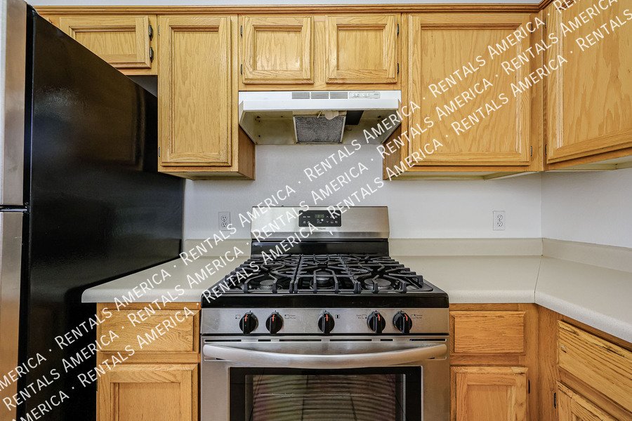Tempe 2BR Home with 2-Car Garage, Washer/Dryer & Great L property image