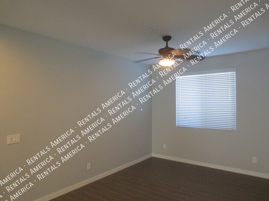 ** PRICE REDUCED **Beautiful 3/2 Home in Gilbert w/Pool ~ Move in NOW property image