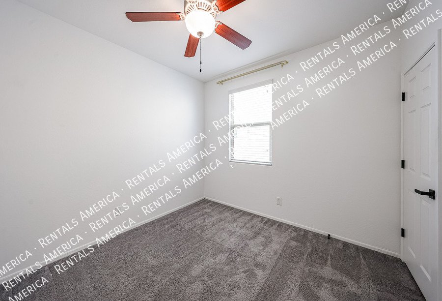 Available Now ? Beautiful 3 Bed, 2 Bath Home in Laveen! property image