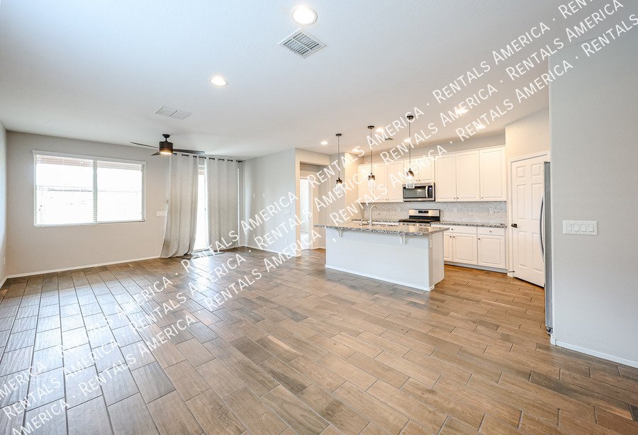 Available Now ? Beautiful 3 Bed, 2 Bath Home in Laveen! property image