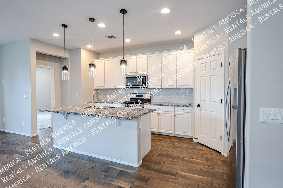 Available Now ? Beautiful 3 Bed, 2 Bath Home in Laveen! property image