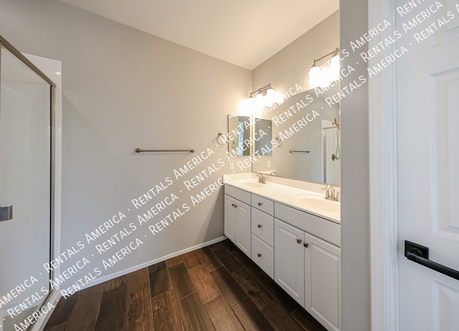 Available Now ? Beautiful 3 Bed, 2 Bath Home in Laveen! property image
