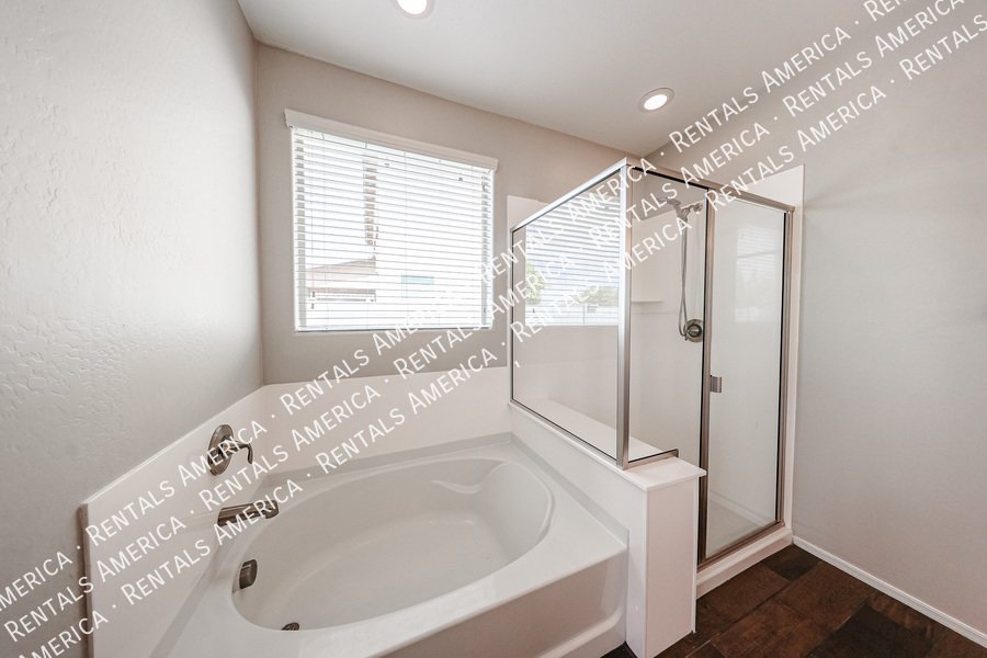 Available Now ? Beautiful 3 Bed, 2 Bath Home in Laveen! property image