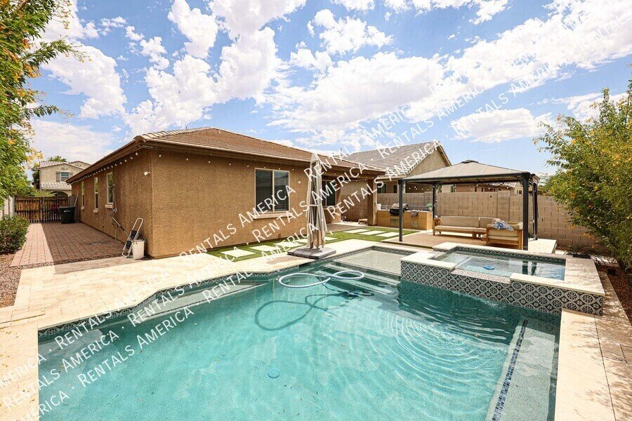 Available Now ? Beautiful 3 Bed, 2 Bath Home in Laveen! property image