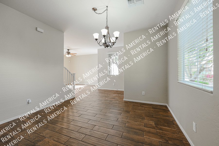 Cozy 3-bedroom house in Mesa! property image