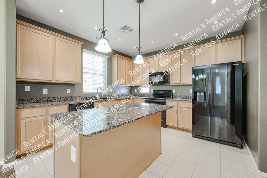 Cozy 3-bedroom house in Mesa! property image