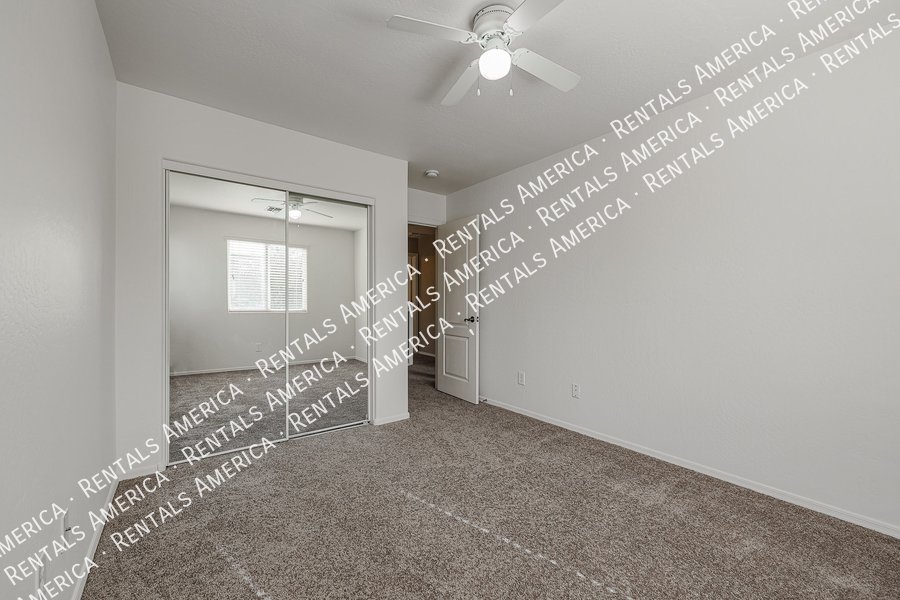 Cozy 3-bedroom house in Mesa! property image