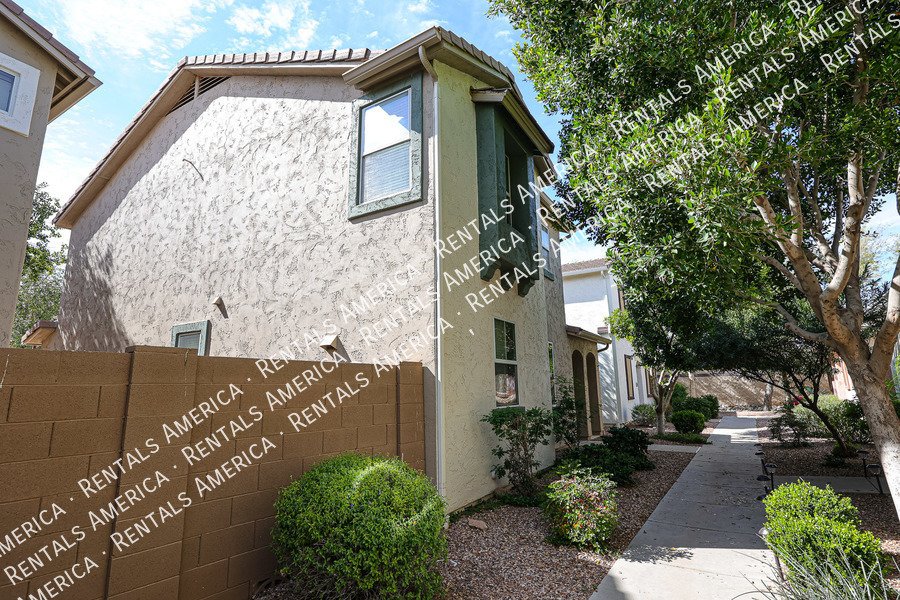 Cozy 3-bedroom house in Mesa! property image