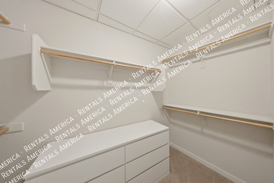 MOVE IN SPECIAL -Beautiful 1 Bedroom in the Heart of Downtown Phoenix! property image