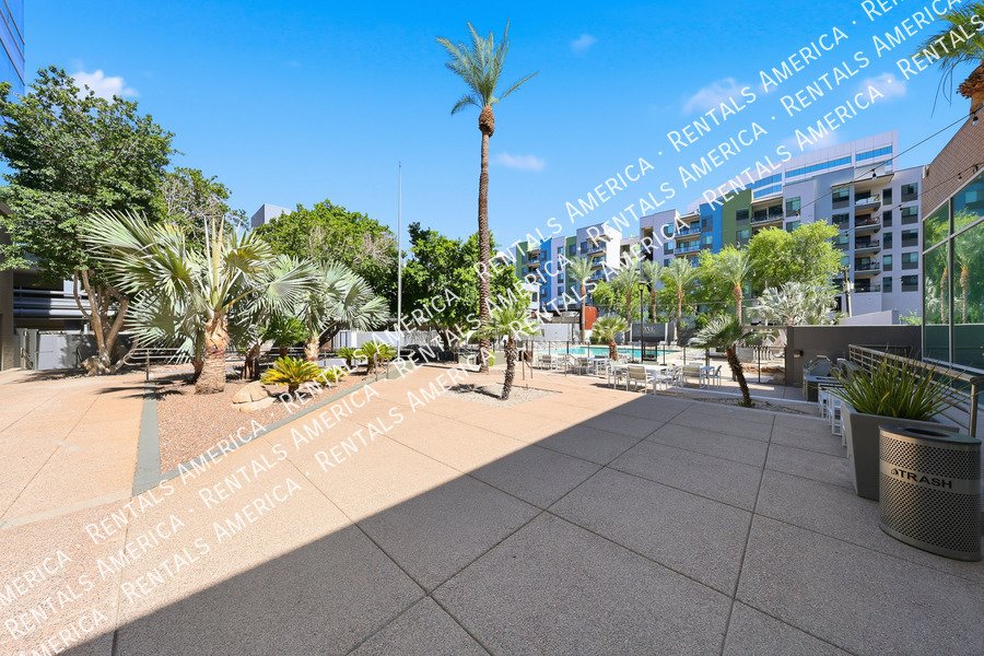 MOVE IN SPECIAL -Beautiful 1 Bedroom in the Heart of Downtown Phoenix! property image