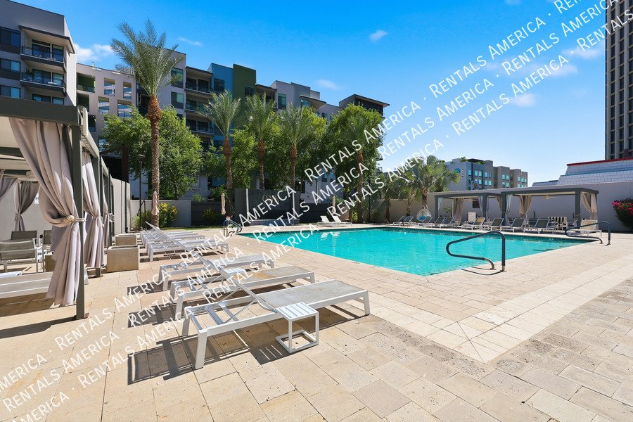 MOVE IN SPECIAL -Beautiful 1 Bedroom in the Heart of Downtown Phoenix! property image