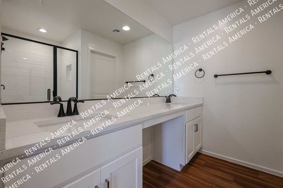 Brand New Modern 3 Bed / 2.5 Bath Home at Encanto at Bell Park property image