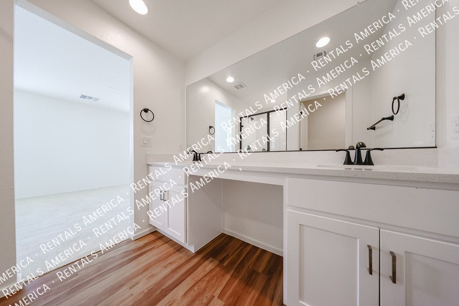 Brand New Modern 3 Bed / 2.5 Bath Home at Encanto at Bell Park property image