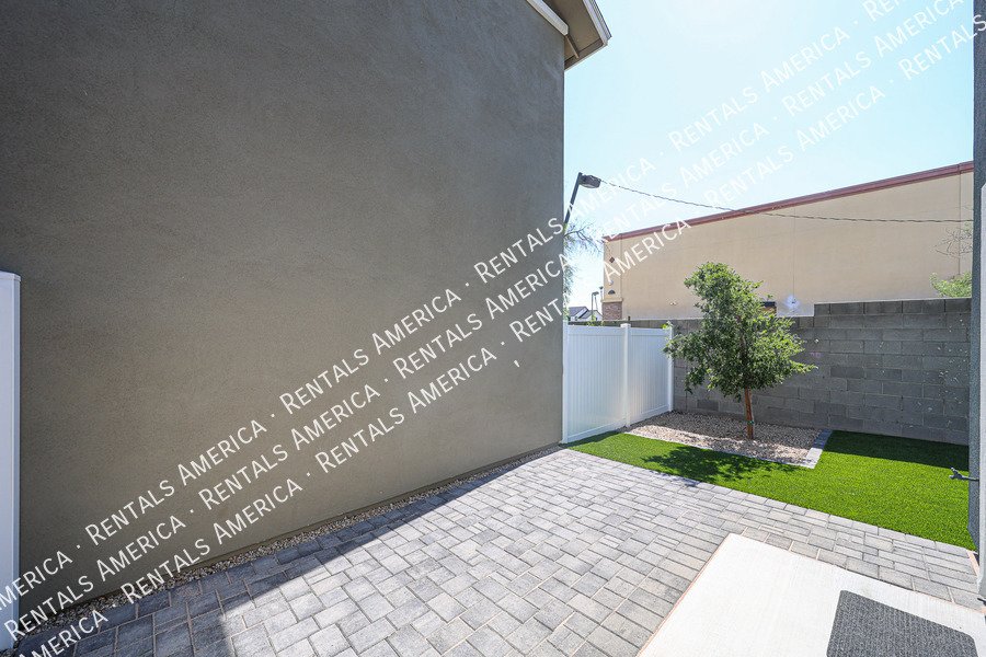 Brand New Modern 3 Bed / 2.5 Bath Home at Encanto at Bell Park property image
