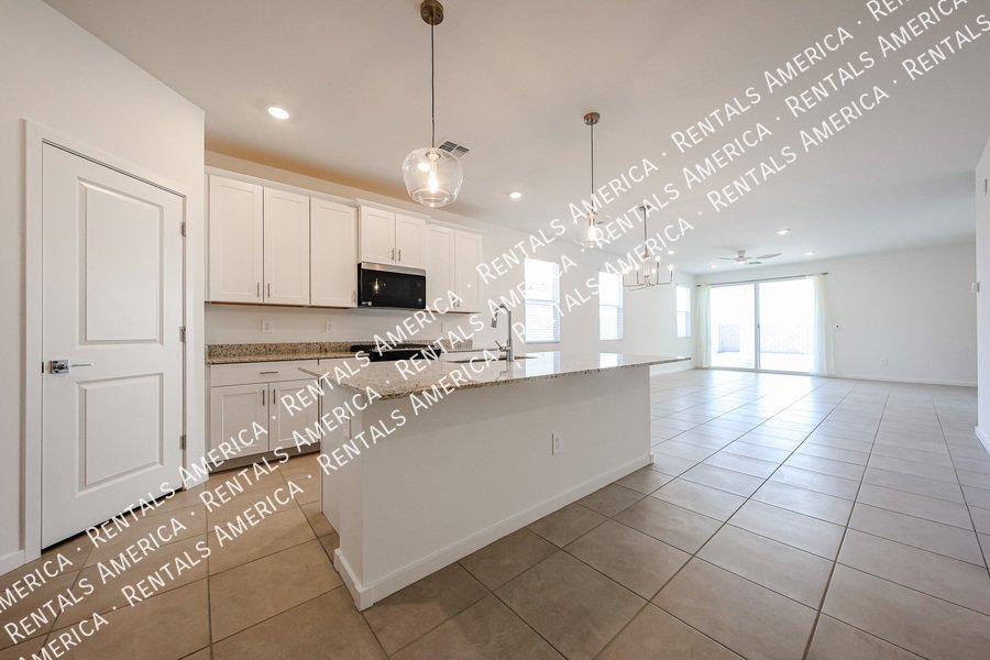 Brand-New Energy-Efficient Home! property image