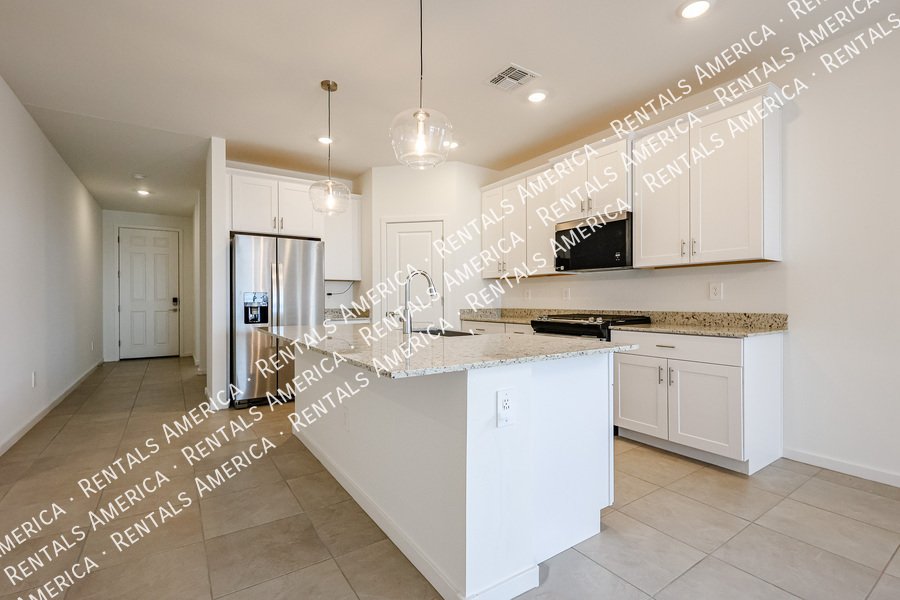 Brand-New Energy-Efficient Home! property image