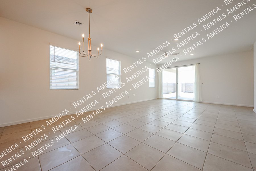 Brand-New Energy-Efficient Home! property image