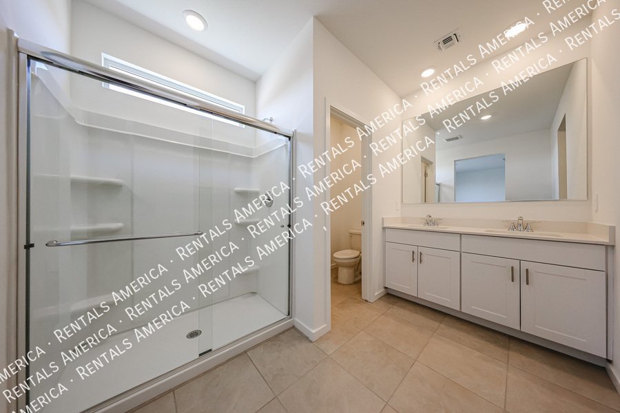 Brand-New Energy-Efficient Home! property image