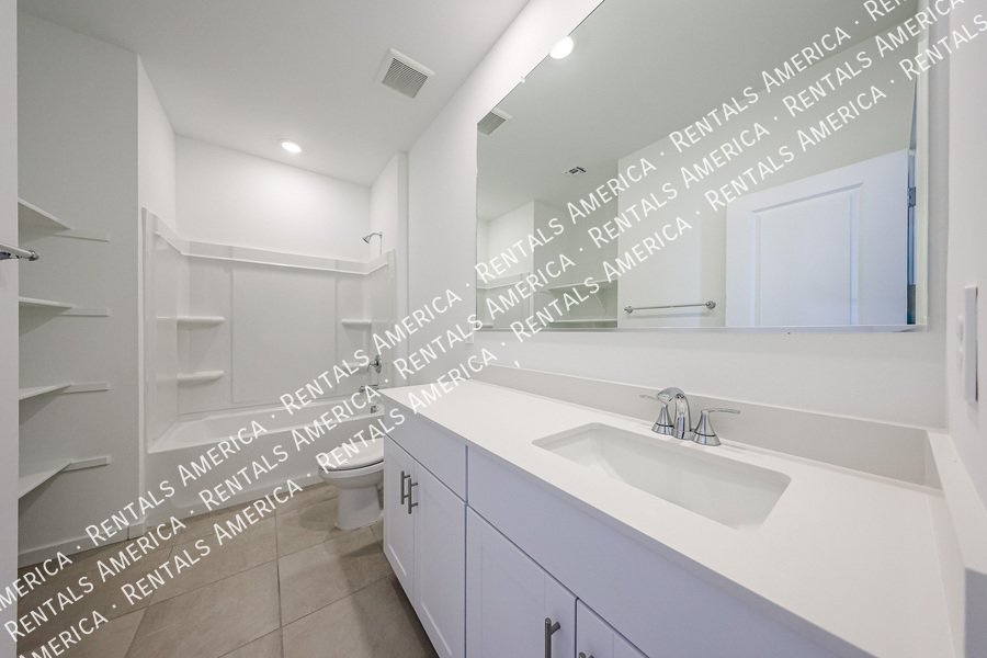 Brand-New Energy-Efficient Home! property image