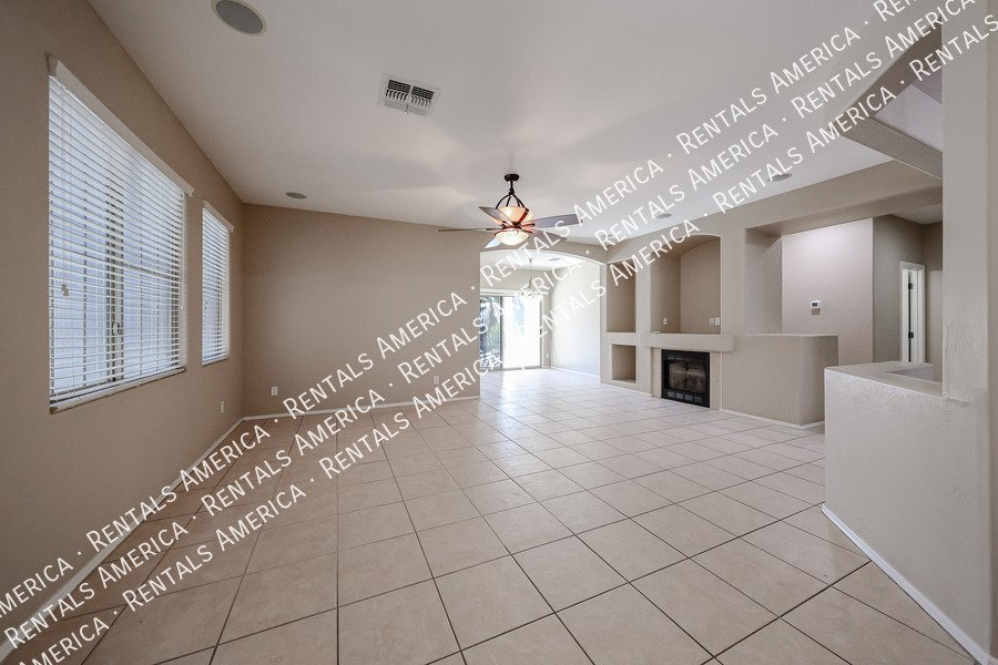 MOVE IN SPECIAL!!!!!Beautiful 3 Bedroom in Glendale! property image