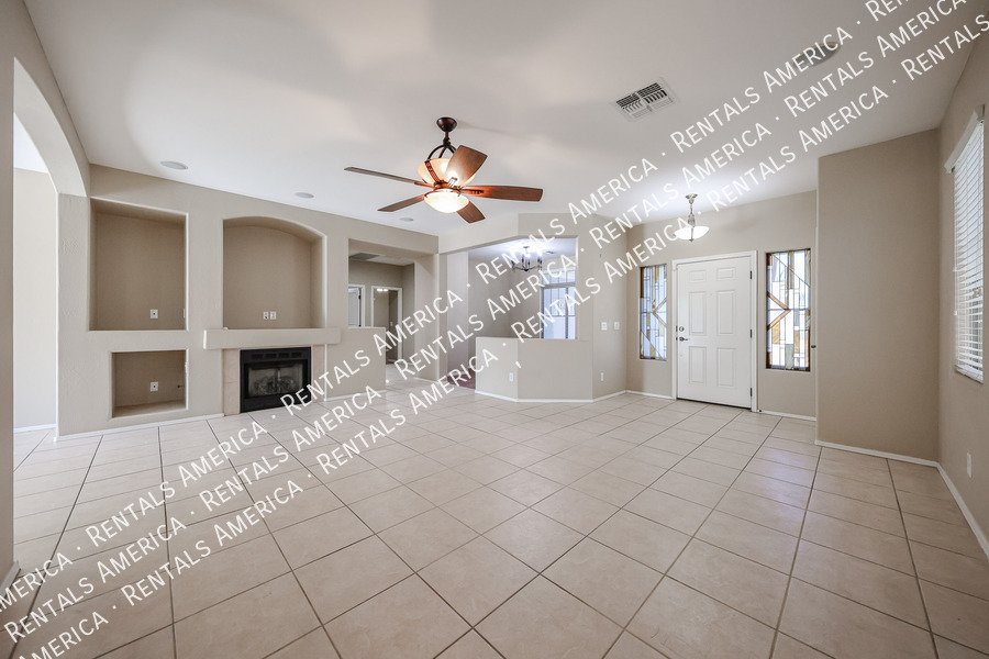 MOVE IN SPECIAL!!!!!Beautiful 3 Bedroom in Glendale! property image
